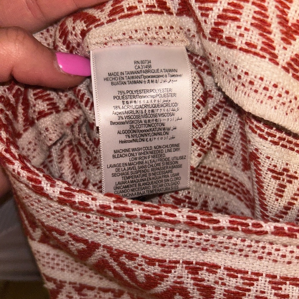 BCBGeneration Burnt Red and White Patterned Skort… - image 6